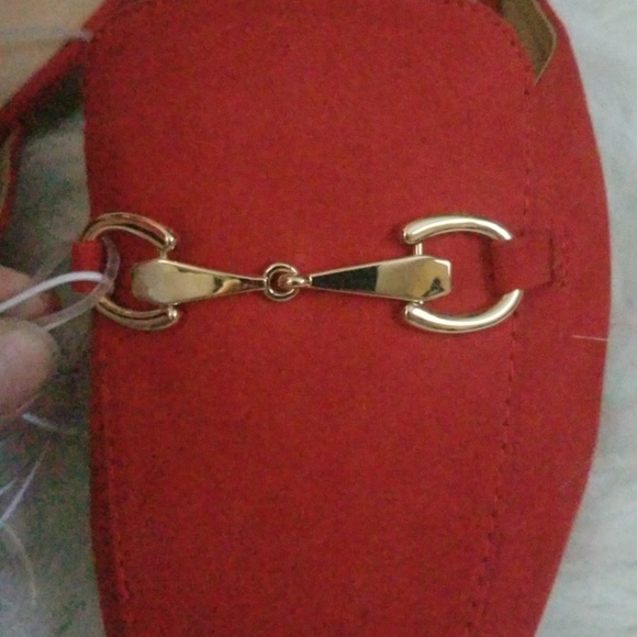 Red slides - Picture 2 of 2